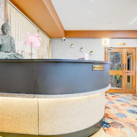 Palette- Siddharth Inn ガンディーナガル エクステリア 写真